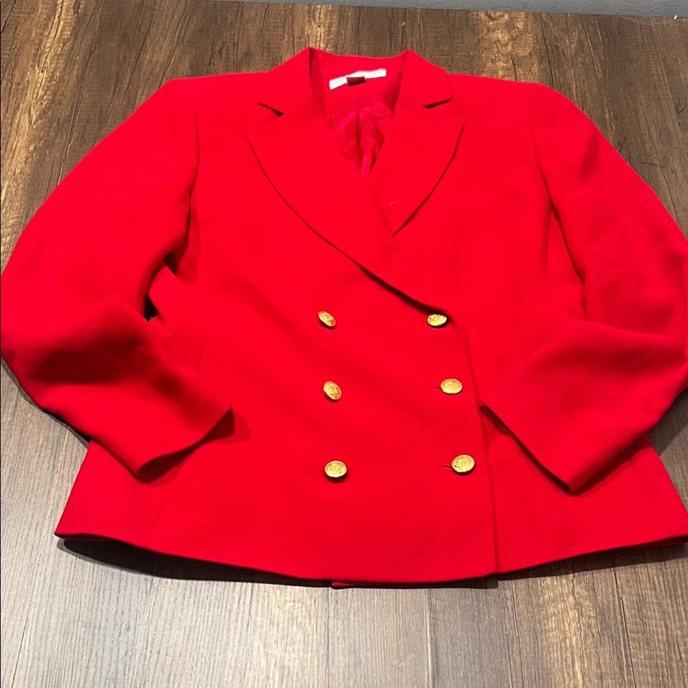 Petite Sophisticate Vibrant Red Blazer with Gold Buttons. CAJA # 6 A